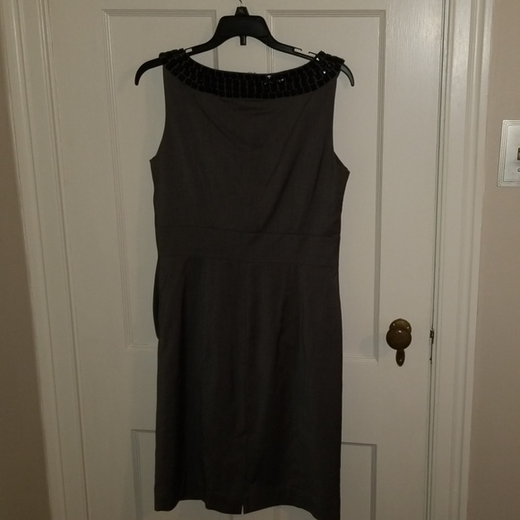 Dress - Picture 4 of 4